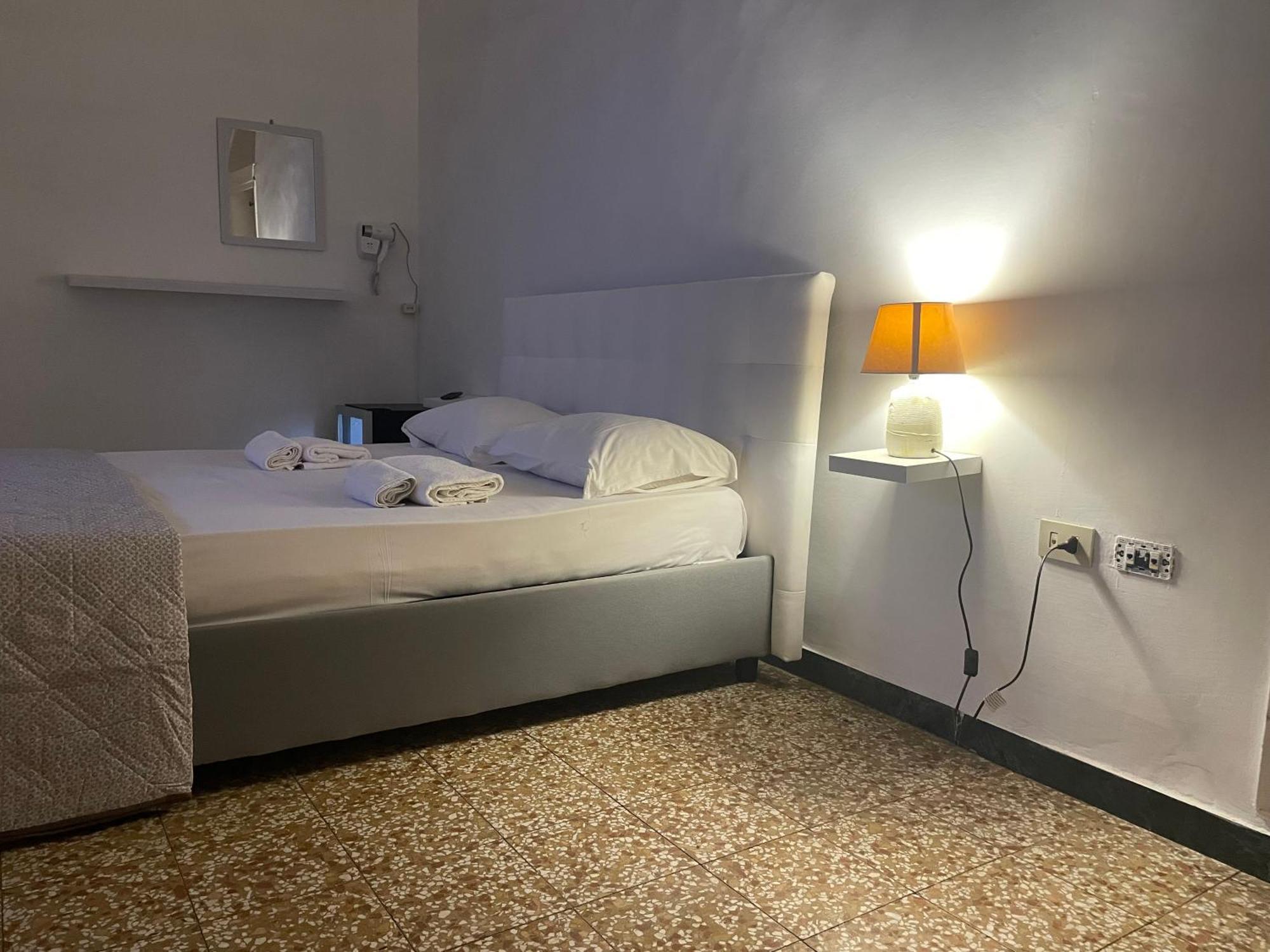 Hostel Bb La Fenice Napoli Eksteriør bilde